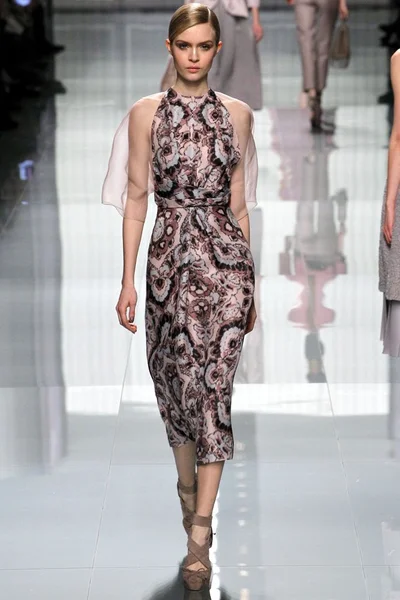 Look 24